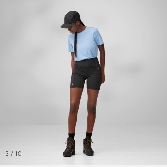 ABISKO 6" SHORTS TIGHTS BNWT - Picture 2 of 3